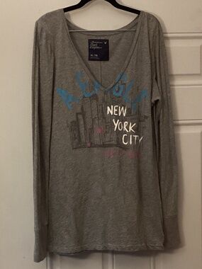 American Eagle Outfitters Long Sleeve New York City Times Square Tee Shirt
